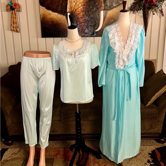 Lady Ronte~Vintage Turquoise Size Medium 3 Piece Set W/ Robe & Pajamas - Picture 3 of 16